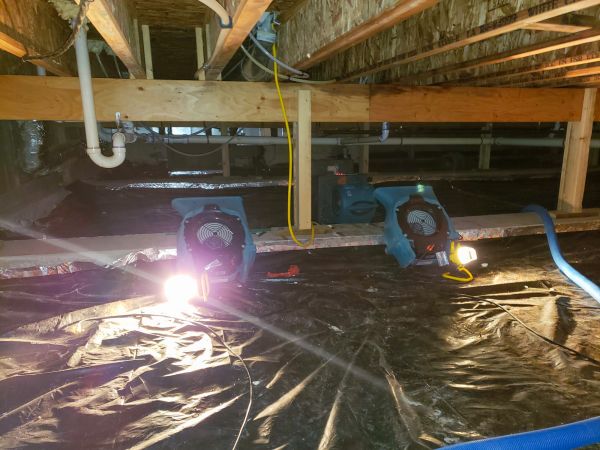 Crawlspace Water Removal in Leland